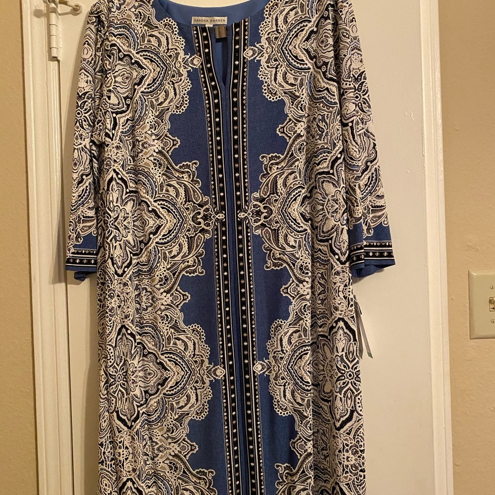 Beautiful Sandra Darren (never worn)